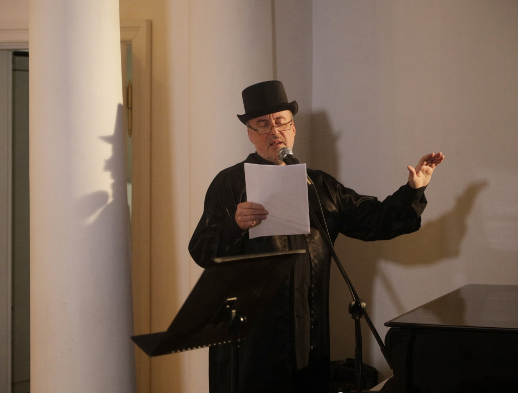 Алексей Гомазков, Поэтический театр Алексея Гомазкова. Фото: Музей Е.А. Боратынского / ВКонтакте