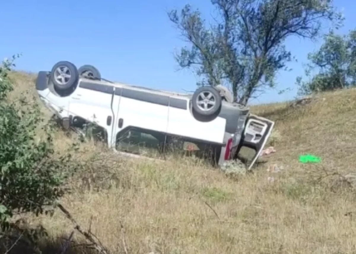    В результате ДТП с опрокидыванием погиб несовершеннолетний пассажир.