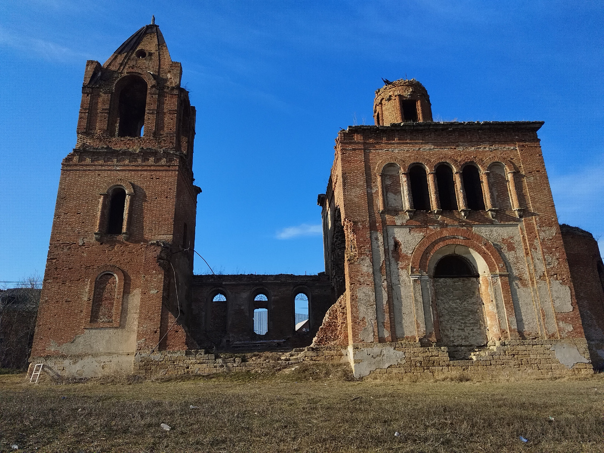 Церковь Сурб-Геворг, с. Султан-Салы, ул. Первомайская, 1Б