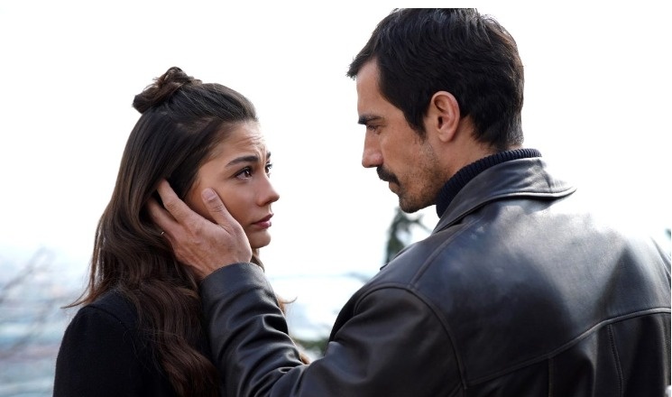 кадр из сериала "Дом, в котором ты родился – твоя судьба"