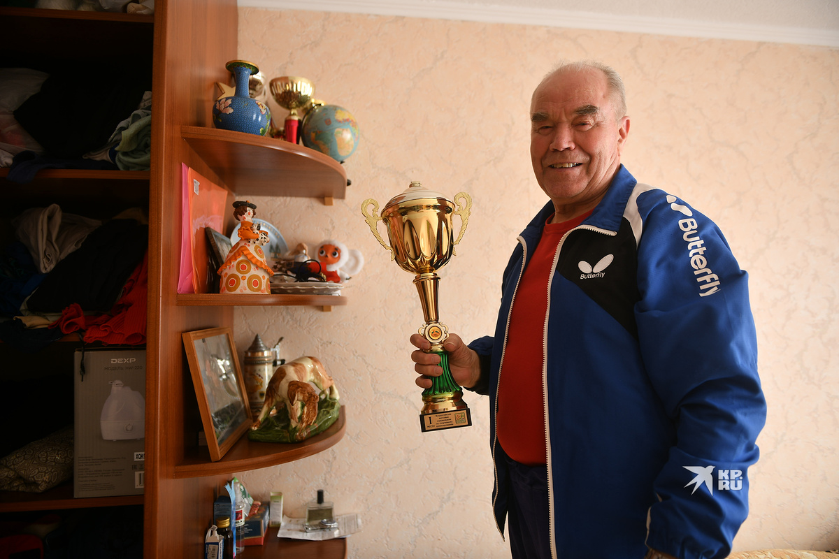 Николай Александрович с кубком