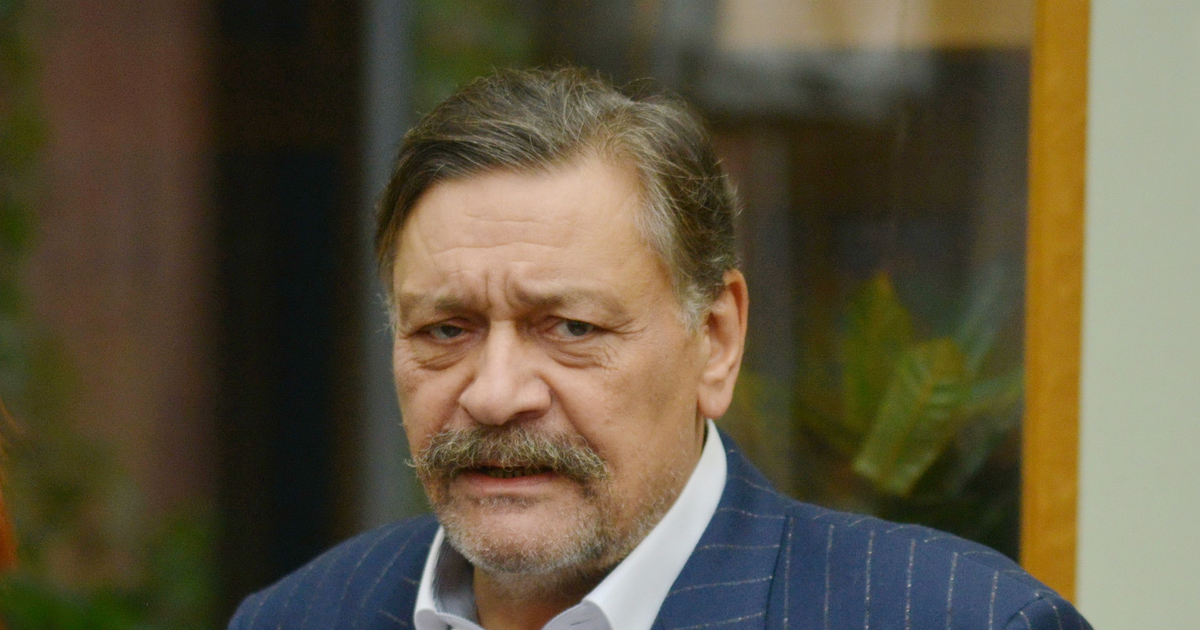 Дмитрий Назаров