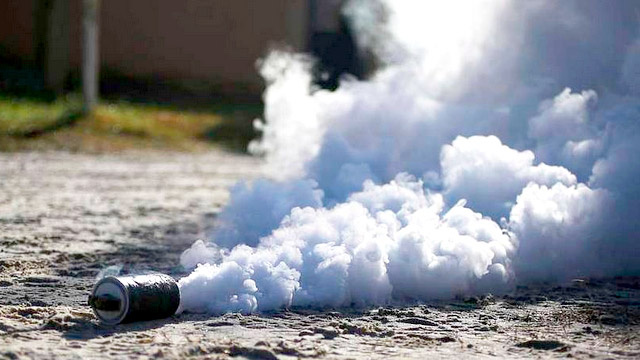 Работа дымовой гранаты M83 SMOKE (фото из открытых источников)