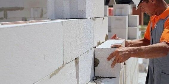 Утепление фасада газоблоками