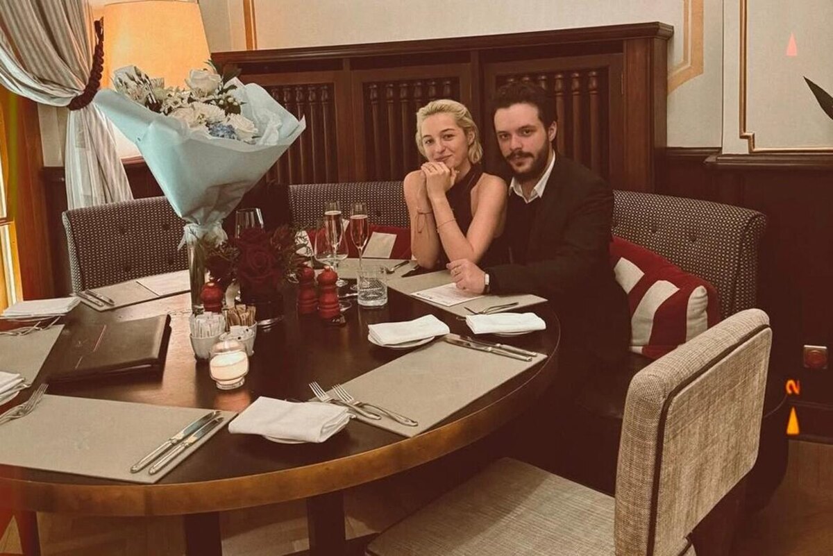    Ариадна с женихом Никитой Социальные сети