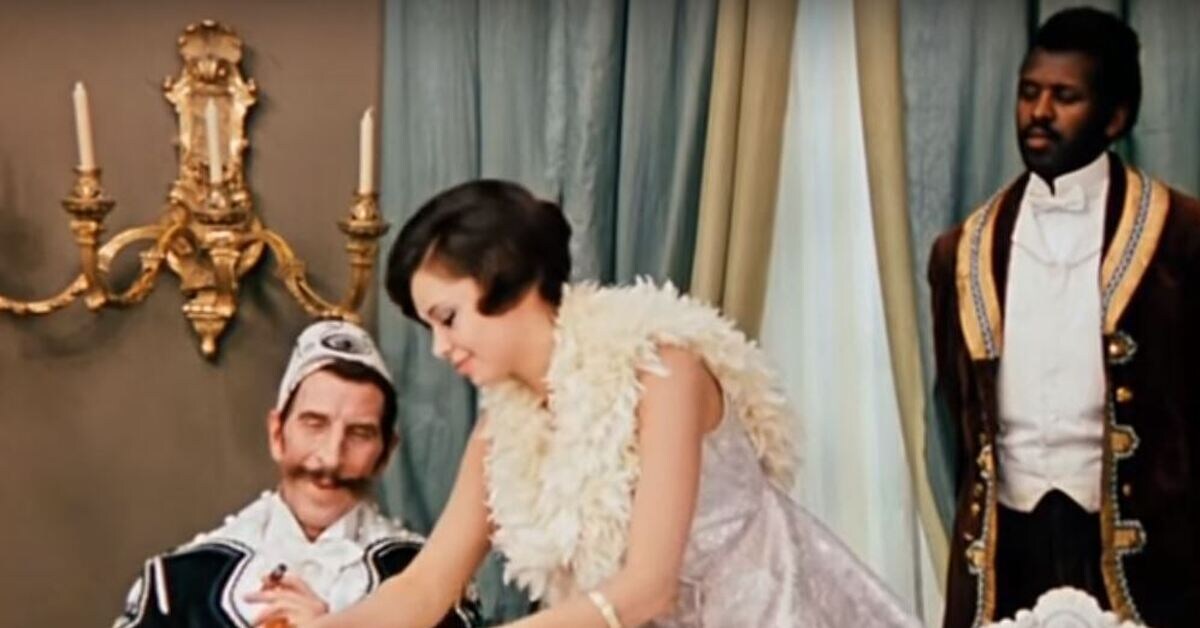 Кадр из комедии СССР Гайдая