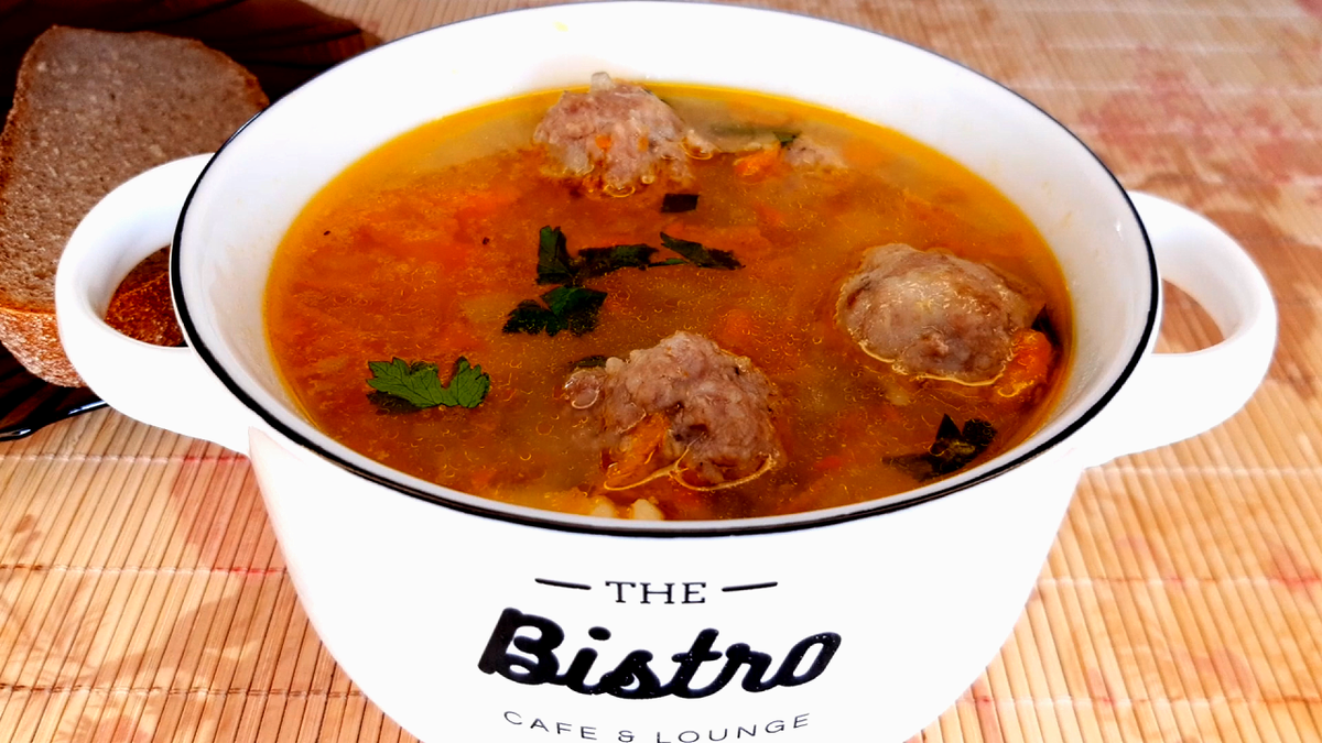 📌 Вкусный суп с мясными фрикадельками и ленивой домашней лапшой