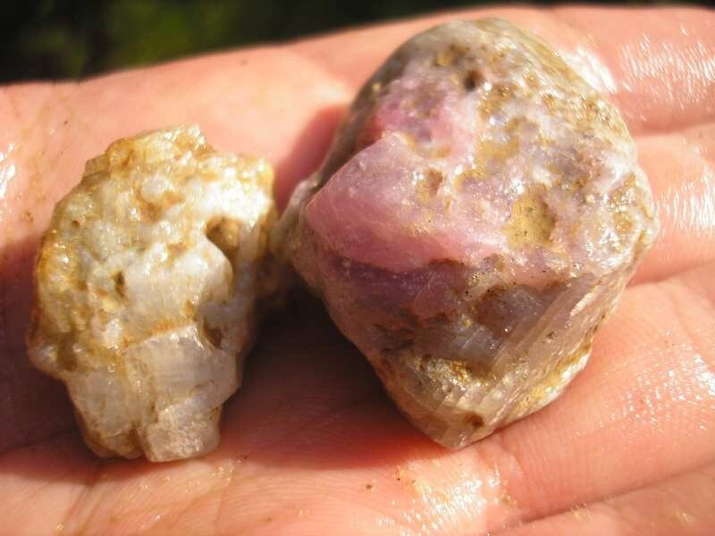 Корунды, Адуй