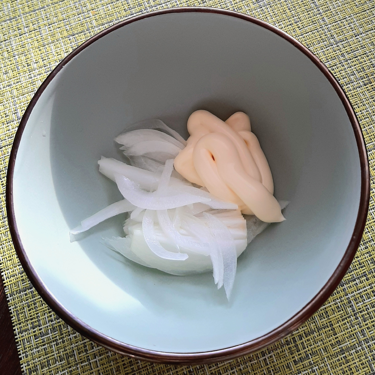 Салат с тунцом на скорую руку 