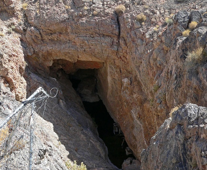 «Дыра Дьявола». (Фото: elementy.ru).