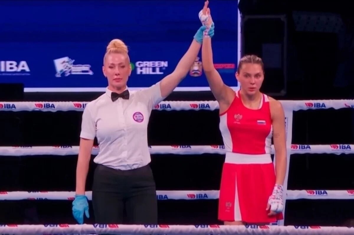    Елена Бабичева из Брянска вышла в полуфинал чемпионата мира по боксу
