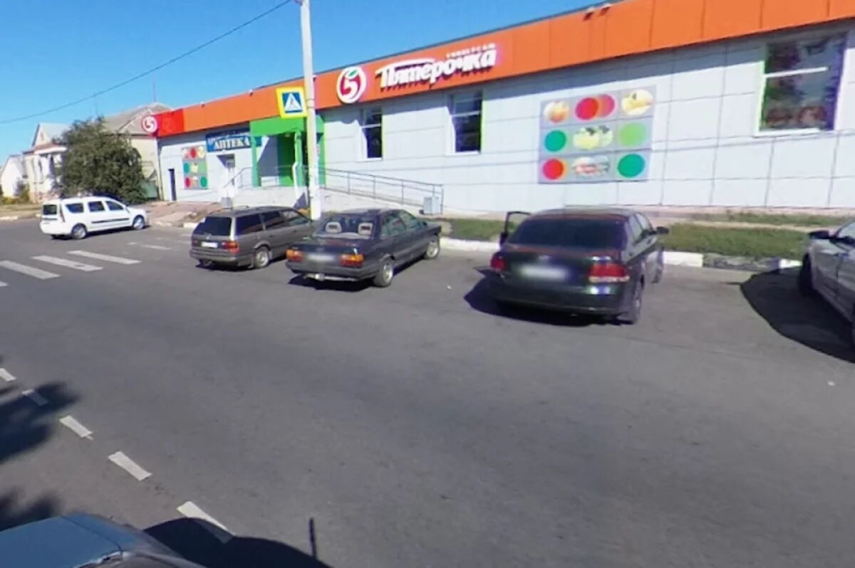    Та самая «Пятерочка» до разгрома.