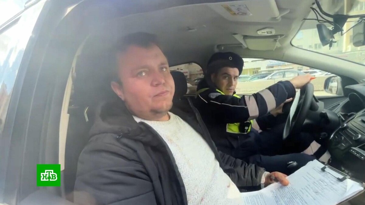    В Казани выясняют, как наркоман со стажем устроился на работу таксистом