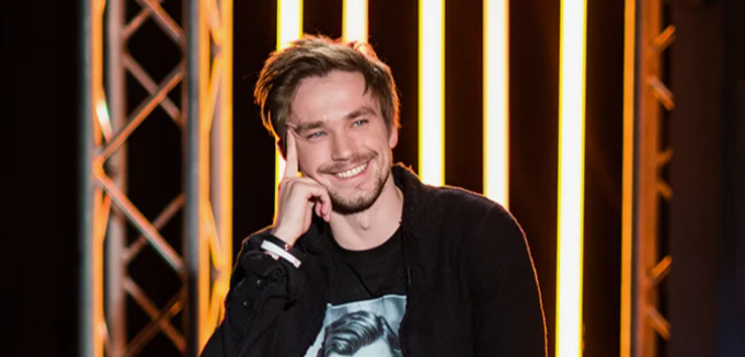 Вечно веселый Александр Петров