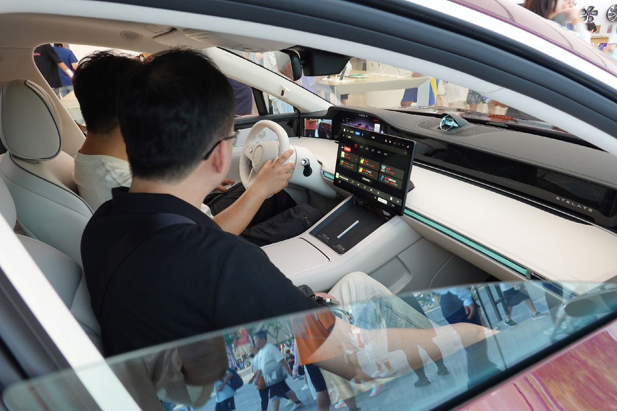 © Cfoto\Keystone Press Agency\Global Look Press