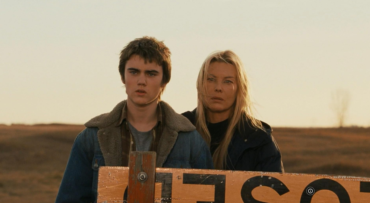 Кадр из фильма «Замурованные в стенах» (2007)