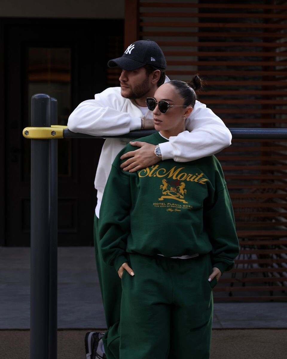    Мари Краймбрери и Dava. Источник: www.instagram.com/marikraimbrery*