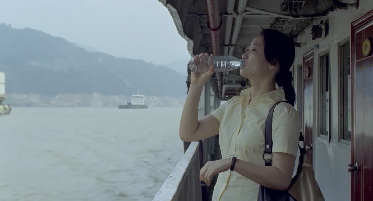 Кадр из фильма «Пепел – самый чистый белый» (2018)