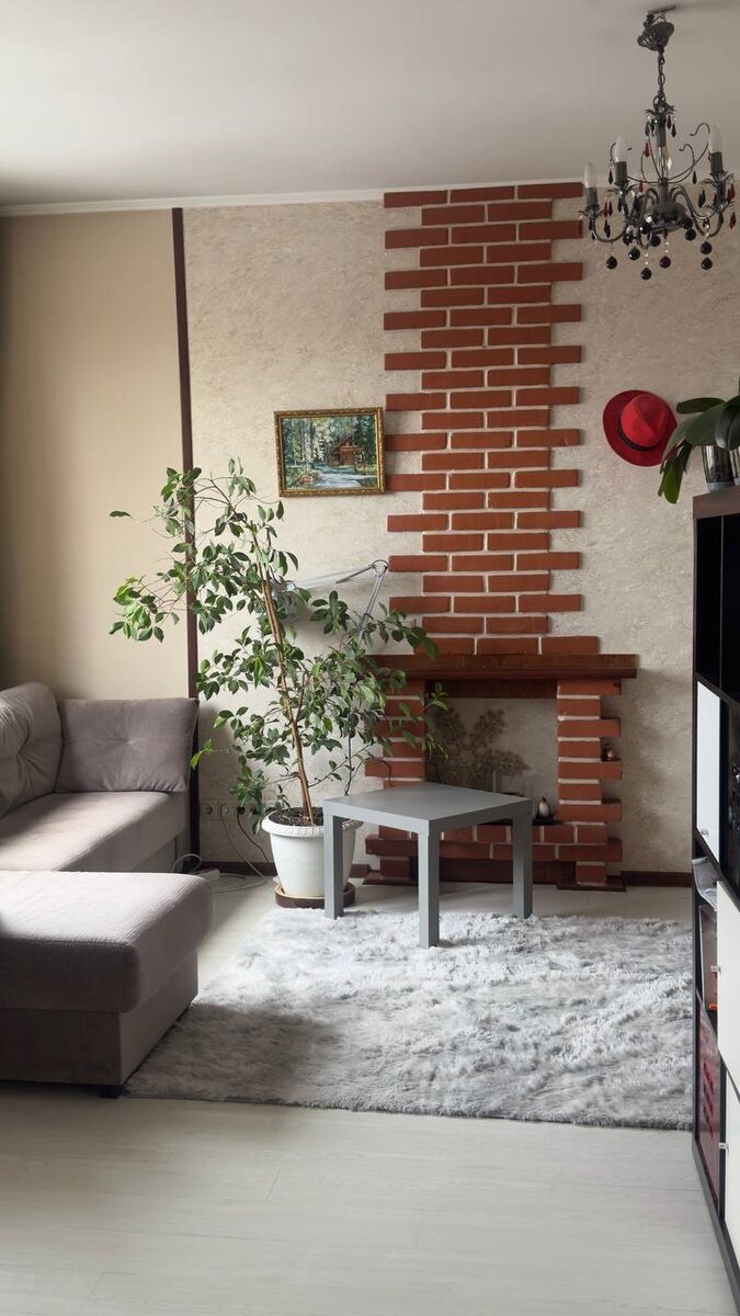 был черный стол, стал матовый серый