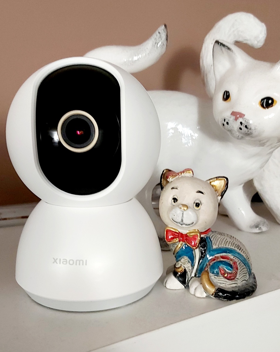 Наша камера дома и статуэтки, немного коллекционируем)