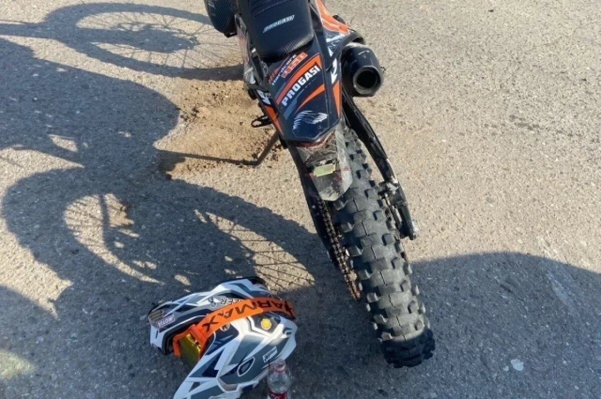    В Астраханской области «Нива» не пропустила мотоцикл и сбила подростка