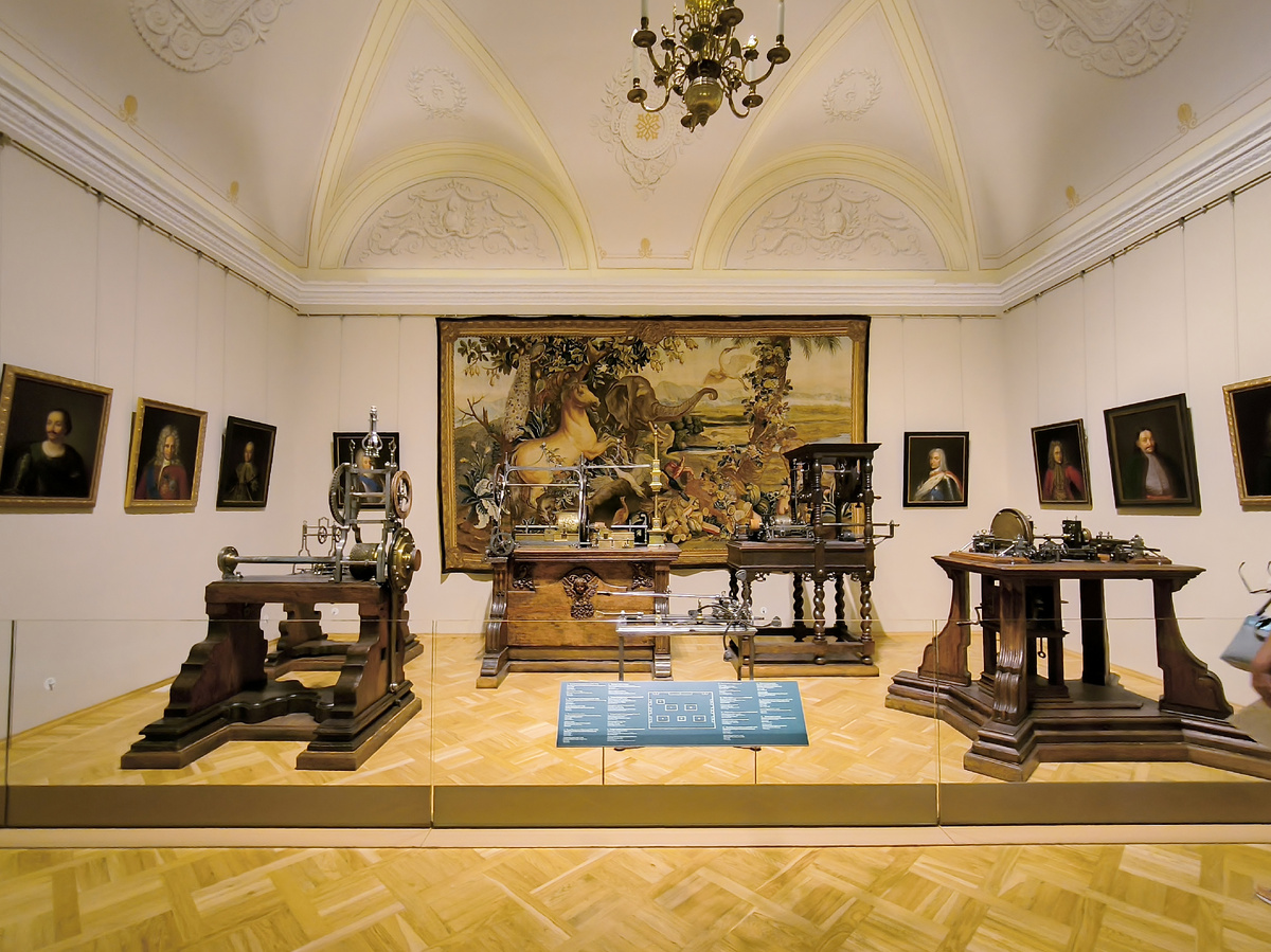 Зал №160 Государственного Эрмитажа. Галерея Петра Великого. Фото автора.