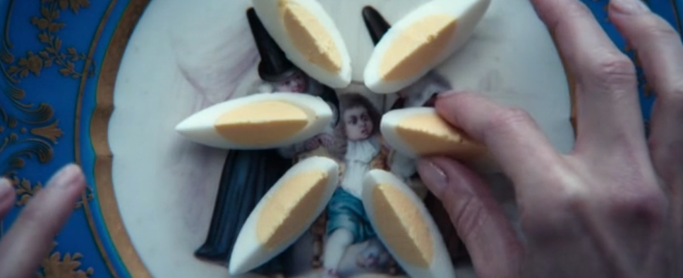 Сериал "Разделение" 2 сезон 9 серия. Как бы не было прекрасно.... ОНО не сырое!!! Нужно было есть сырое, что тут непонятного?))))