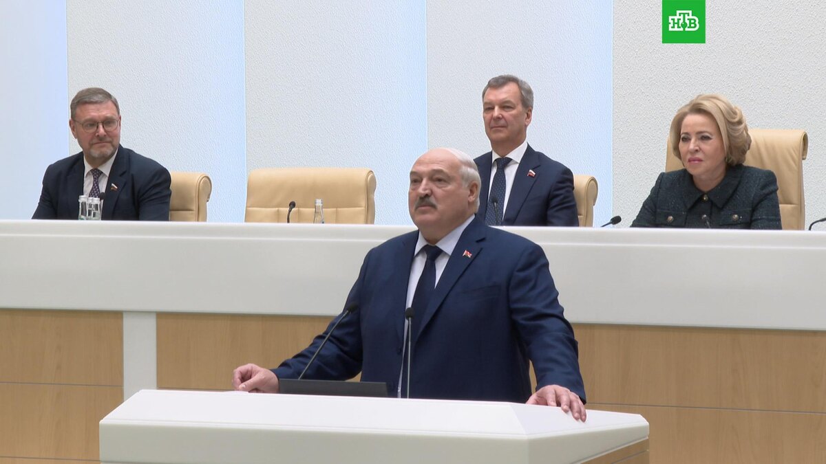    Лукашенко: при необходимости выбора Белоруссия всегда будет на стороне РФ