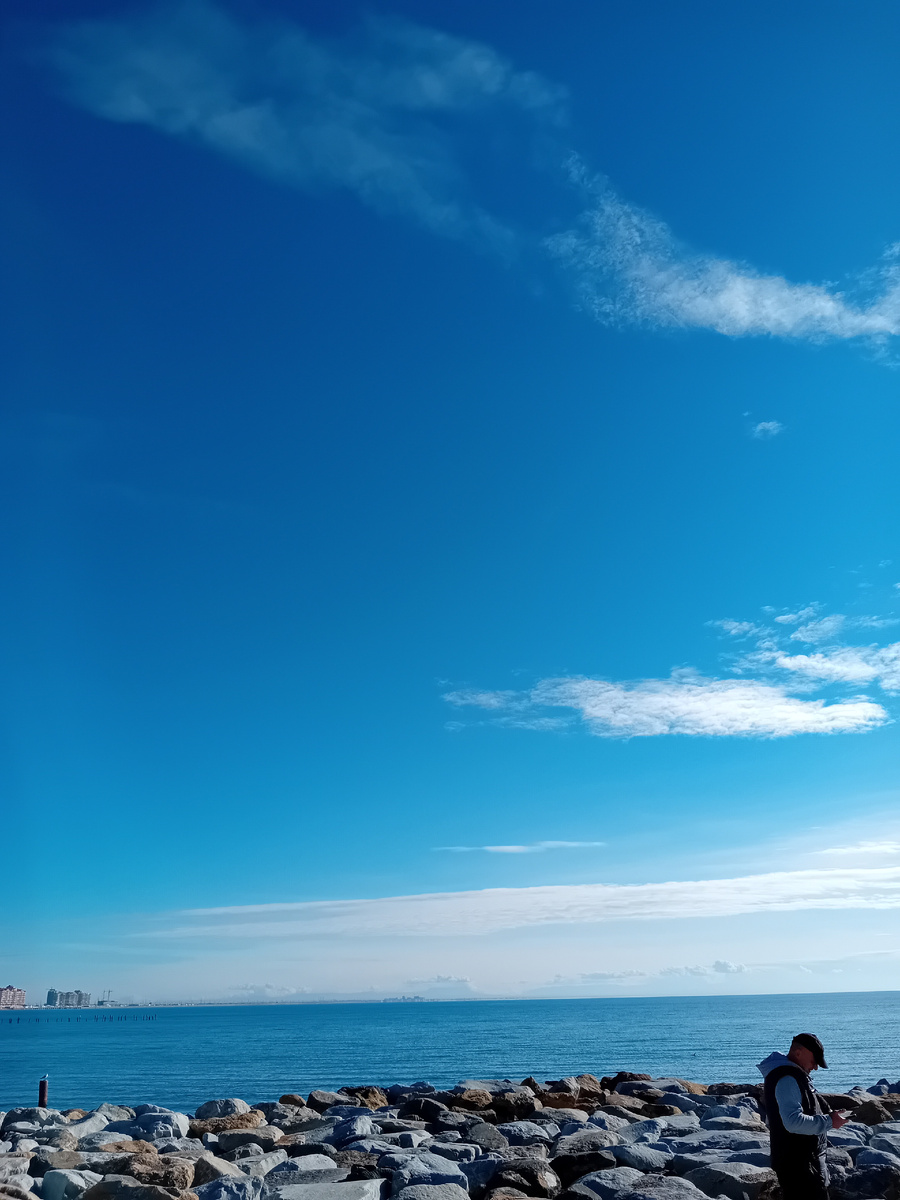 Авторское фото. Такое разное море....