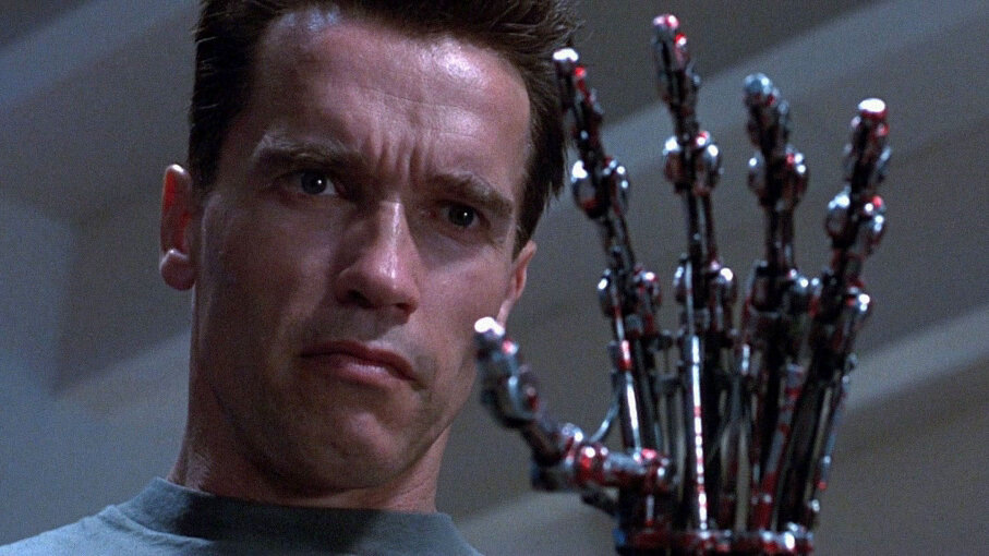 Арнольд Шварценеггер в роли терминатора Т-800