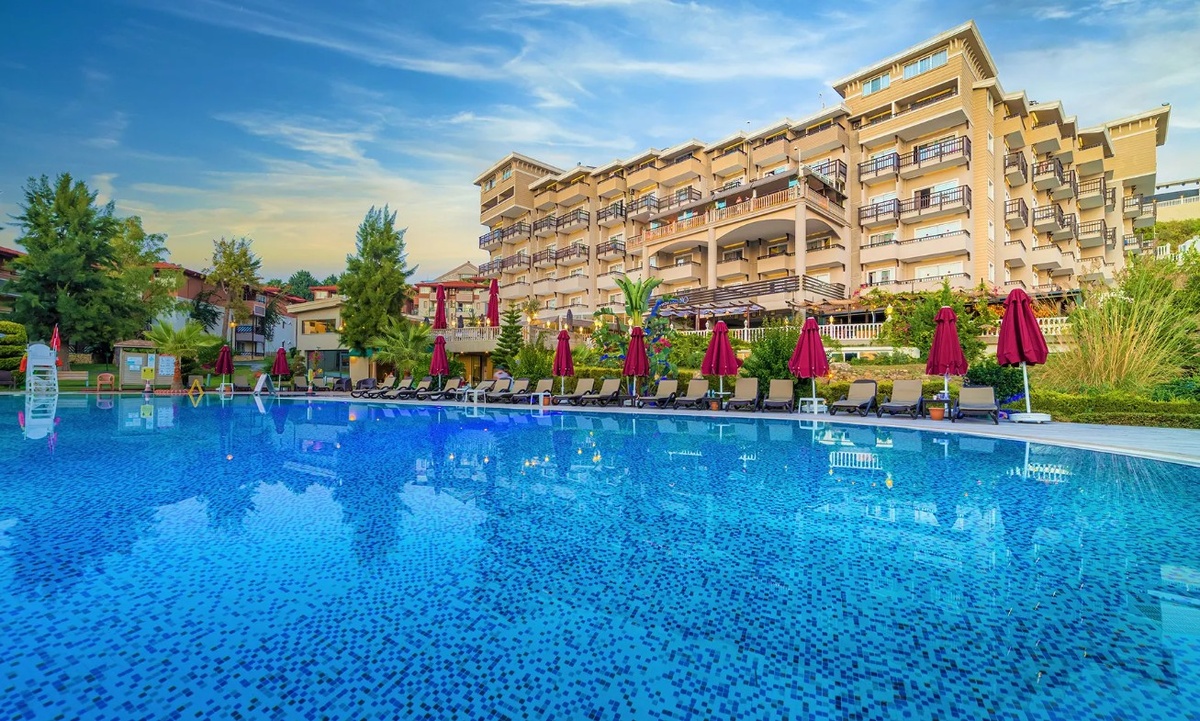 justinianohotels.com