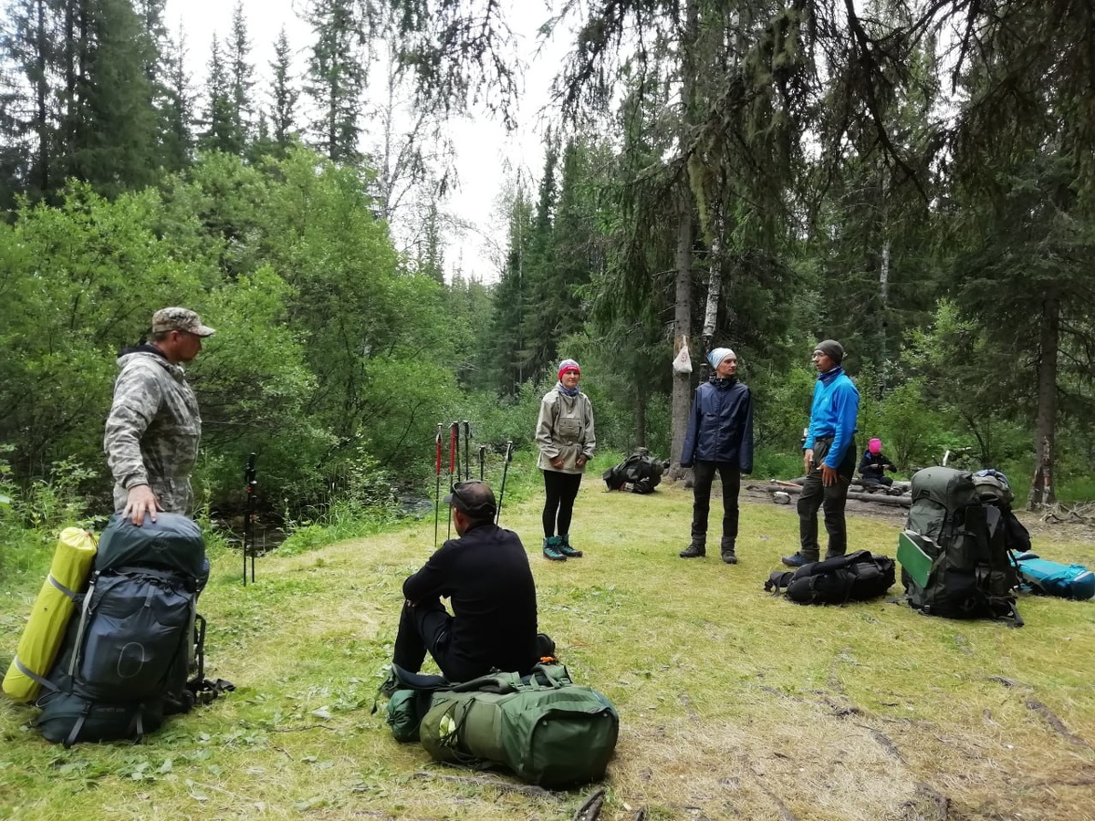 Присели на дорожку.