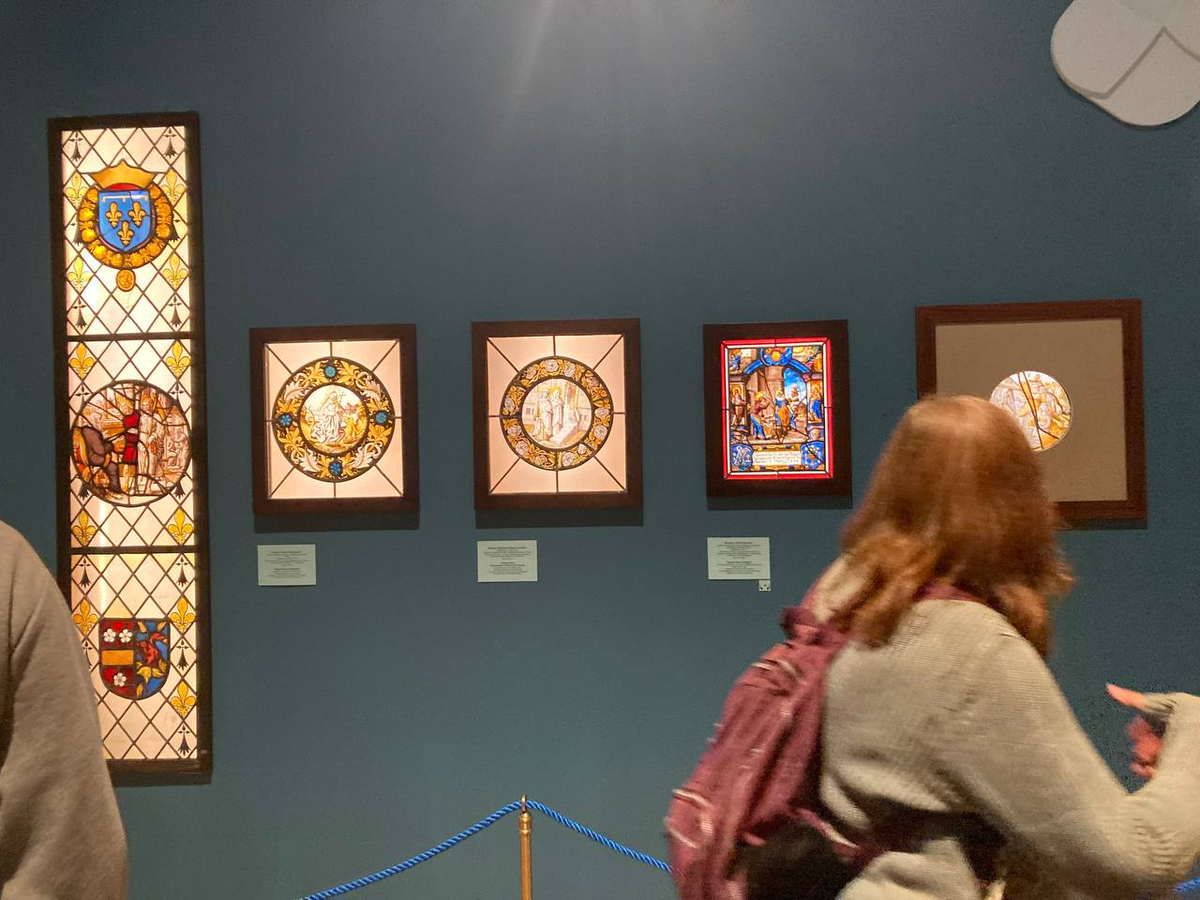 А это я в Эрмитаже бегал, пытаясь все успеть, вот и фотка смазанная)