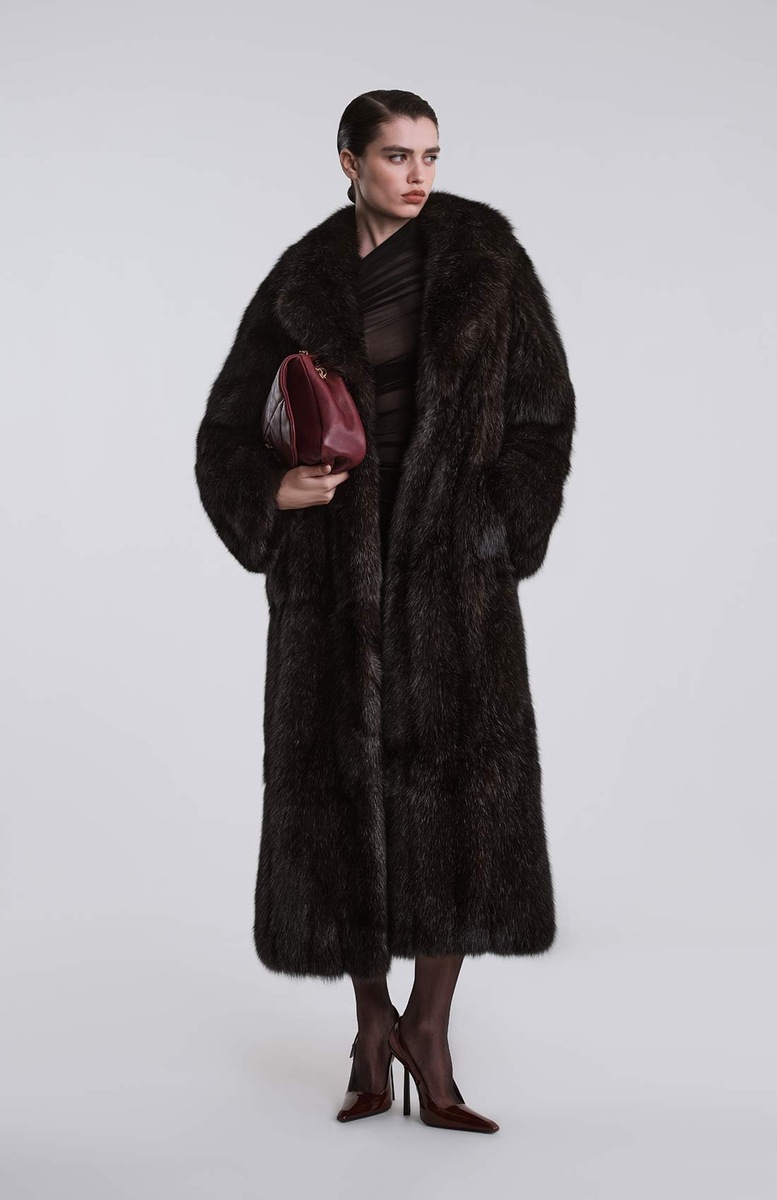 Источник: https://www.tsum.ru