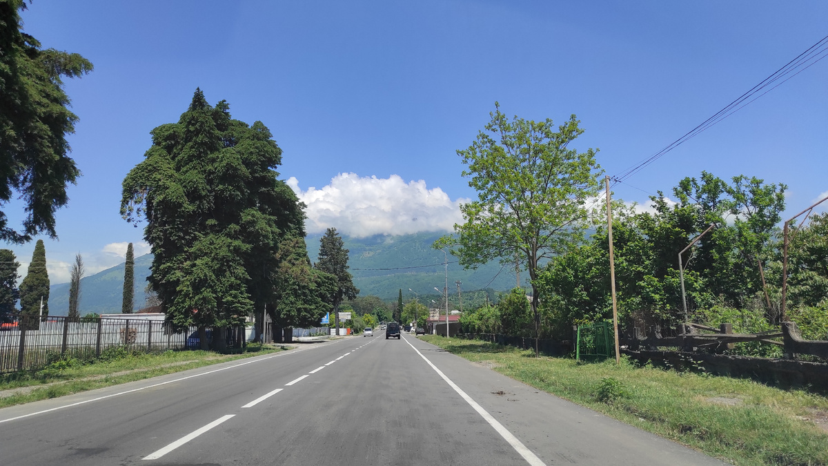 Дорога для туристов в Абхазию открыта. Фото: Кирилл Полиенко/Polienko: путешествуем вдвоём