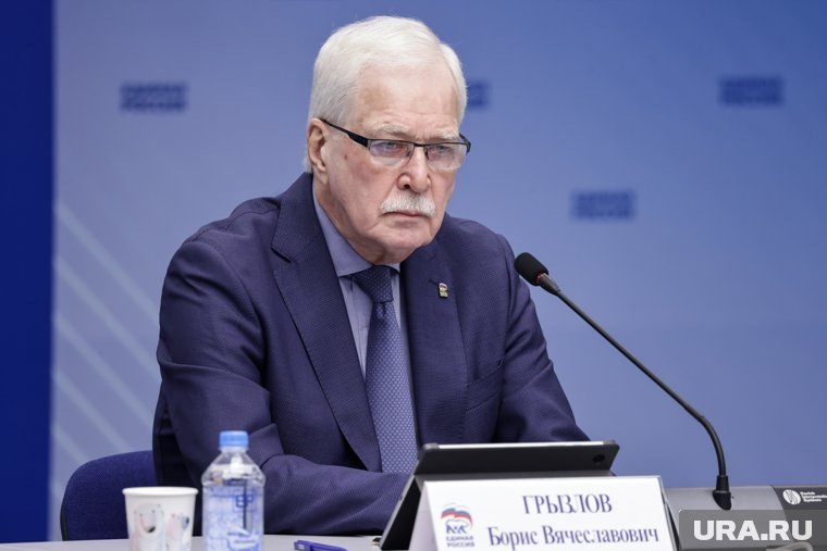 Председатель высшего совета ЕР Борис Грызлов усомнился в тактике правительства
Фото: Владимир Андреев © URA.RU