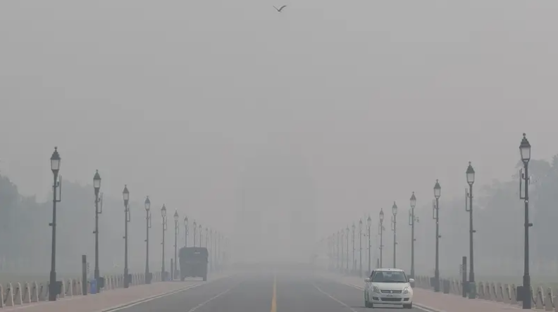 Это не утро туманного Лондона, это Дели