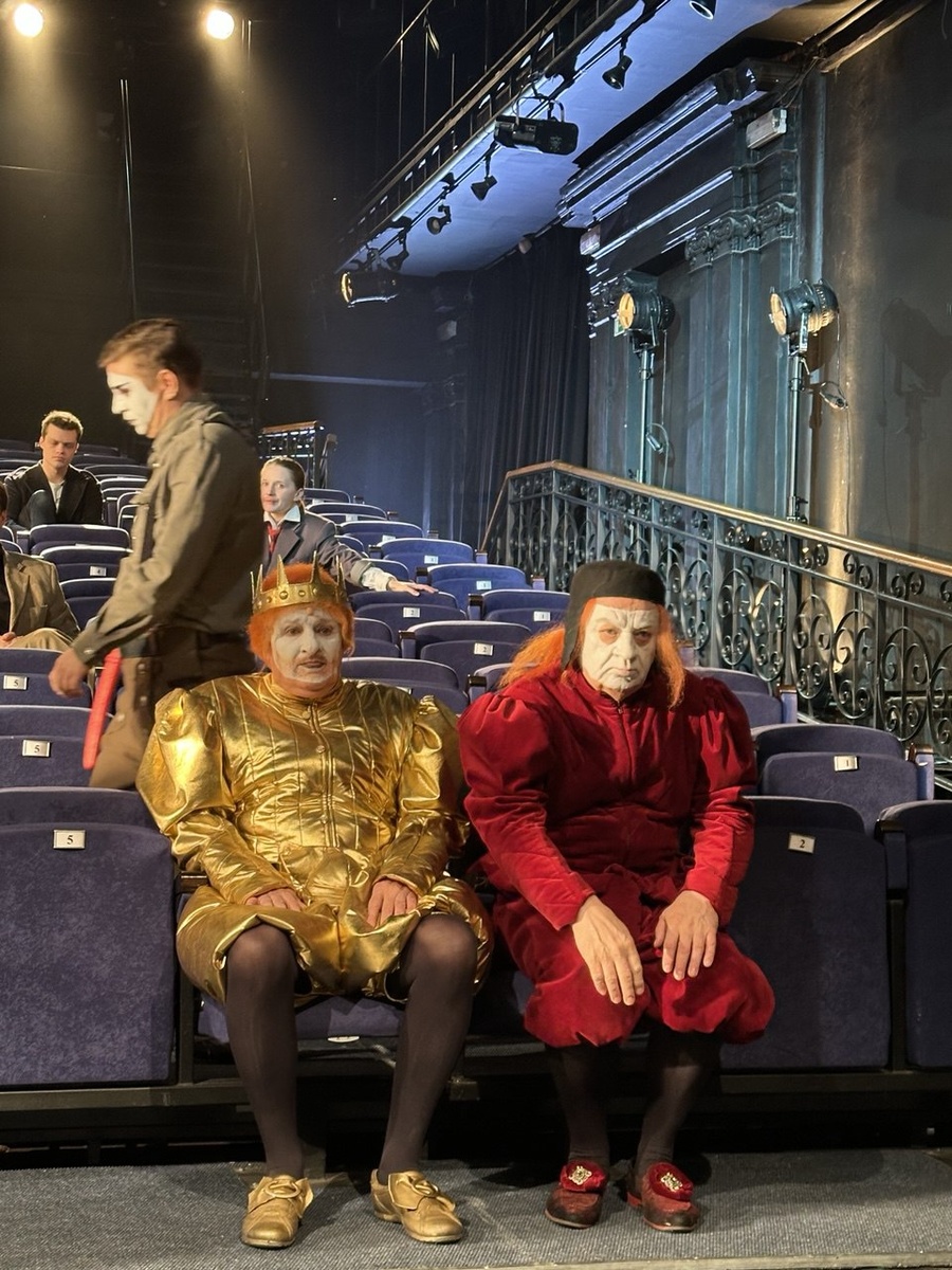 Клавдий и Полоний. Спектакль «Розенкранц и Гильденстерн мертвы». Театр на Васильевском. Фото автра.