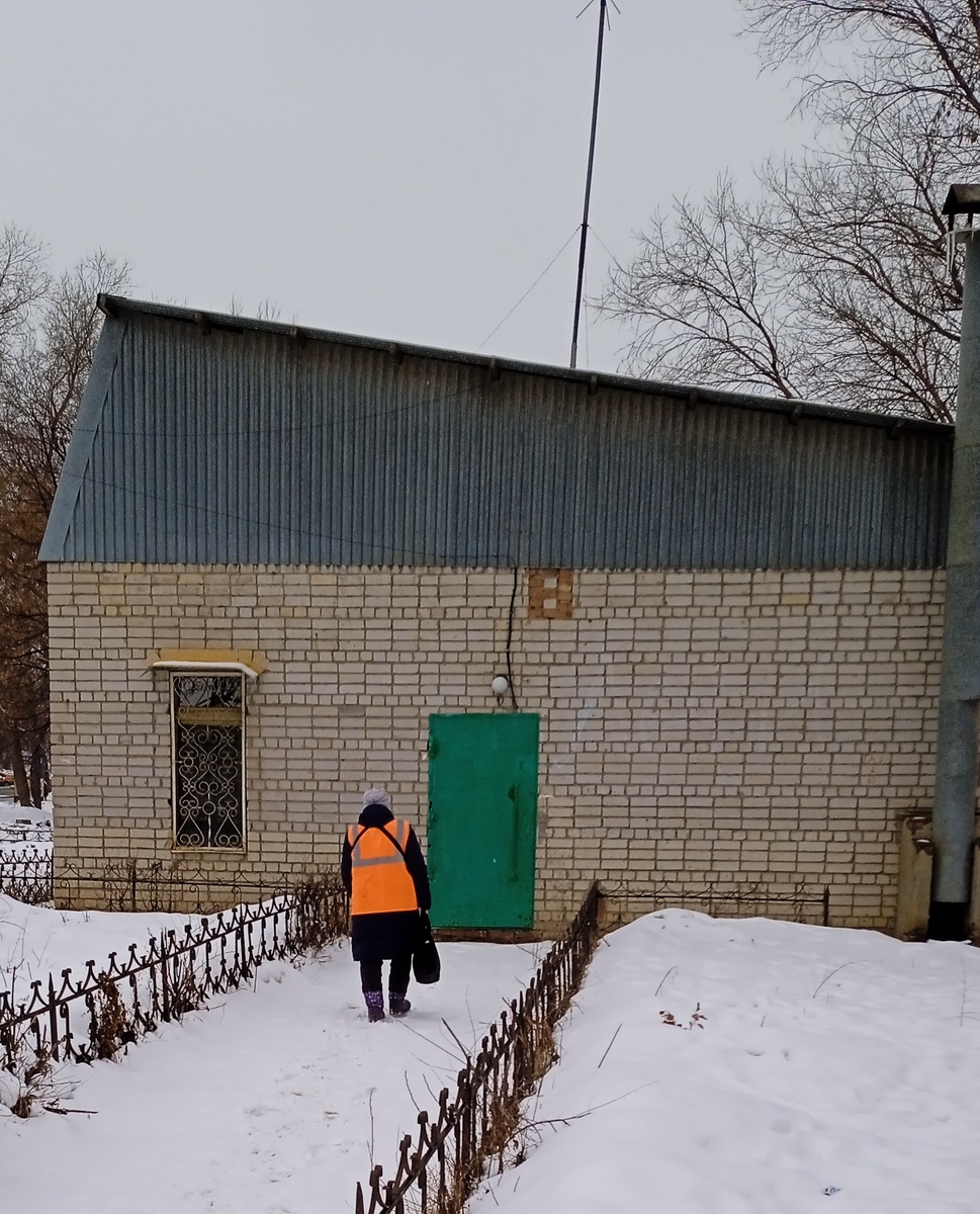 Думал, что на БТЭЦ нет диспетчерского пункта - так-то кольцо небольшое. А вот - есть! Фото автора