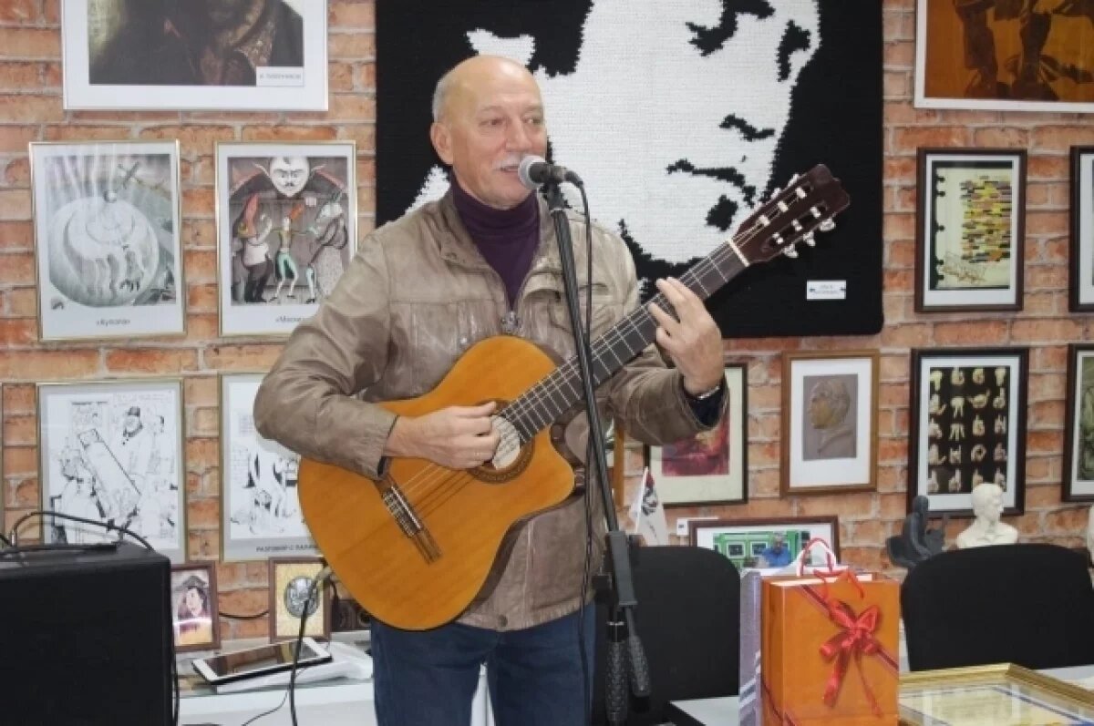    Любовь к творчеству Сергей Стрельников пронёс через всю жизнь.