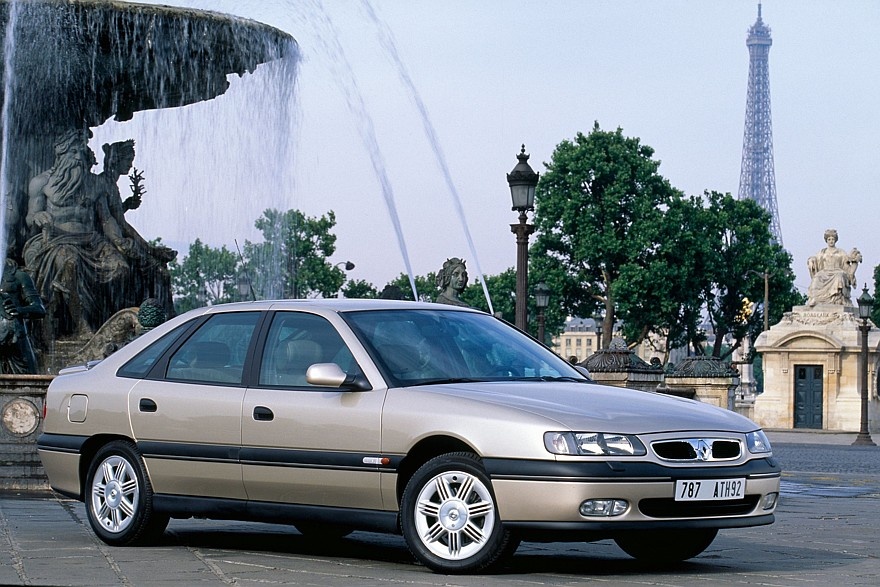    Renault Safrane после рестайлинга 1996 года