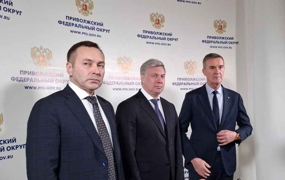    В ульяновском правительстве обсудили вопросы развития оборонной промышленности. Елизавета СЛИЗЬКО