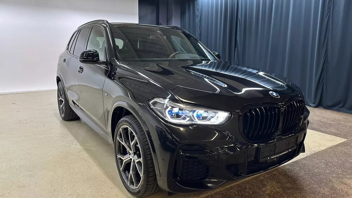 Собранные в Калининграде Х5 и Х6 немцы не признали своими. Источник: Авто.ру