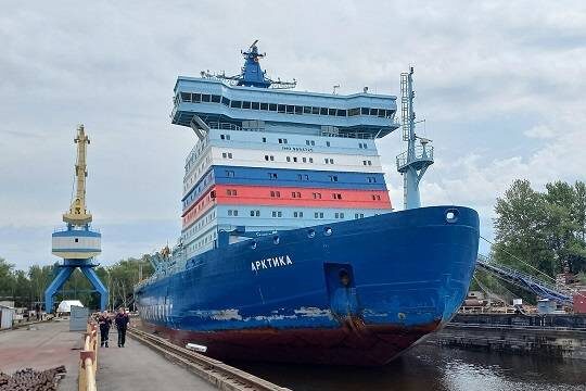    США захотели строить ледоколы для освоения Арктики вслед за Россией