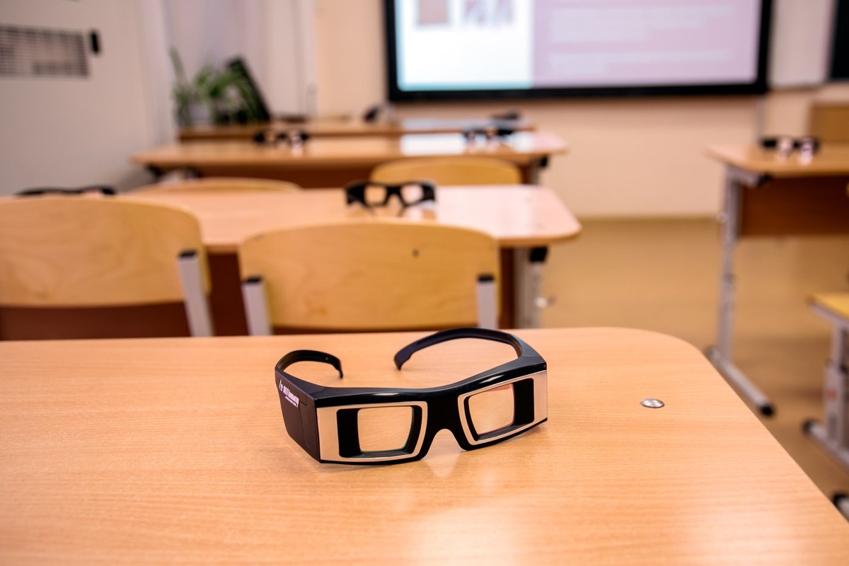    Какие иностранные языки учат в Югре