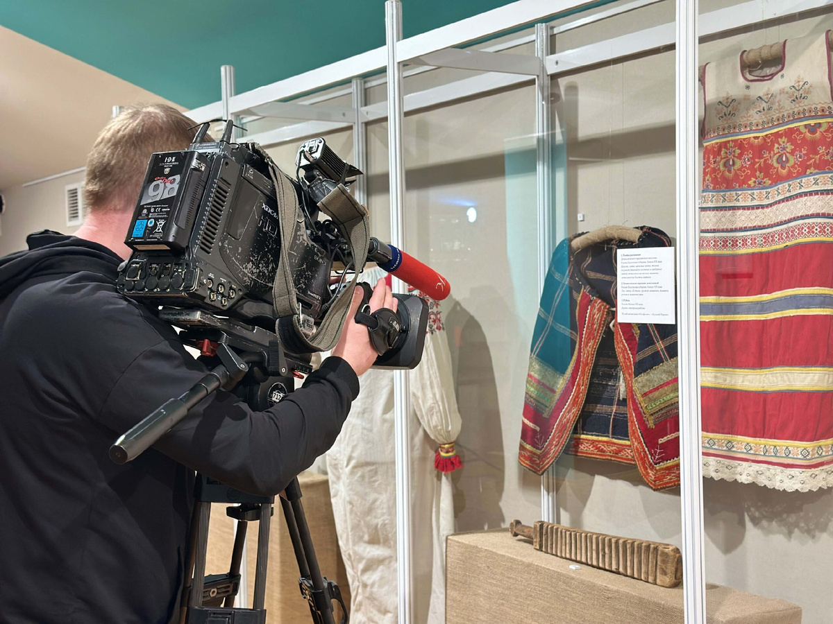 Открытие выставки "Сарафанное Радио". Фото: пресс-служба музея "Остафьево"