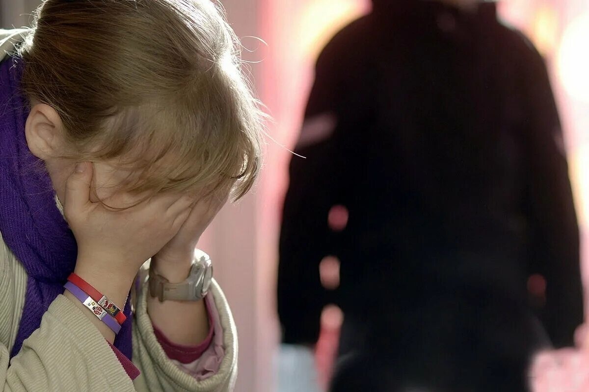 Экс-полицейский из Новосибирска отправится в колонию за педофилию