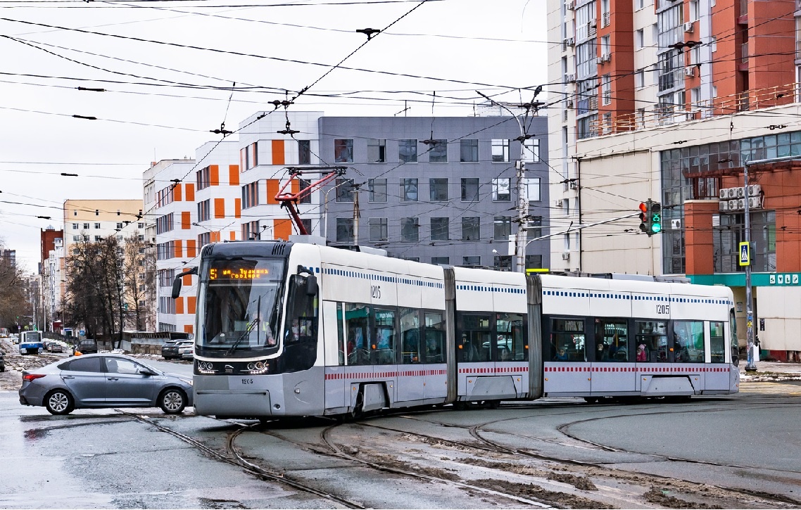 Московский трамвай передан в Уфу. Фото сайта transphoto.org. Автор Дмитрий Михайлов 