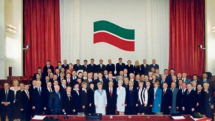 В марте 1995-го прошли выборы в Государственный Совет Татарстана, на которых впервые избирались депутаты, работающие на профессиональной основеФото: 100tatarstan.100tatarstan.ru