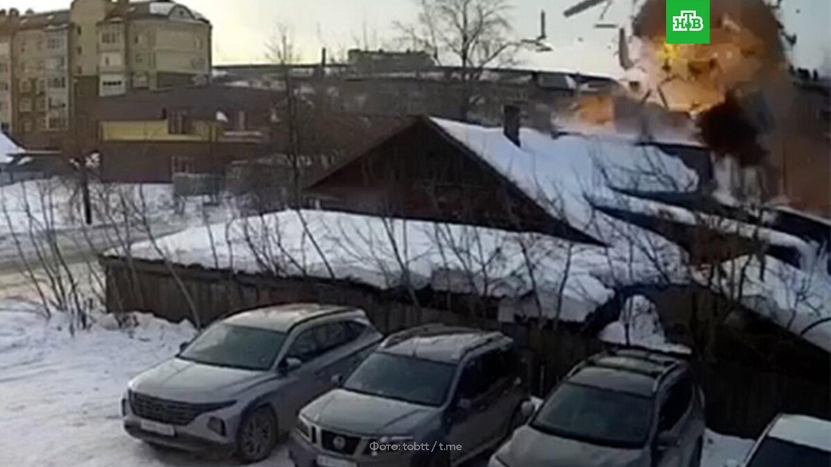    Взрыв в доме в Тобольске попал на видео